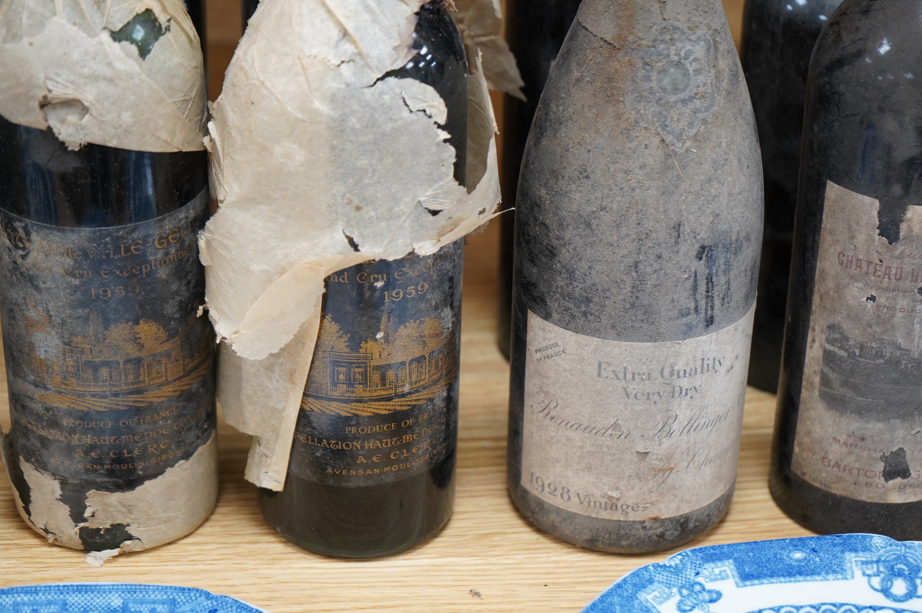 Ten bottles of red wines to include six bottles of mixed Claret/Bordeaux, four bottles Chateau de Ville-George’s, Grand Cru 1959, two bottles of Chateau Leoville Barton 1947 and two others without labels, a bottle Cau de